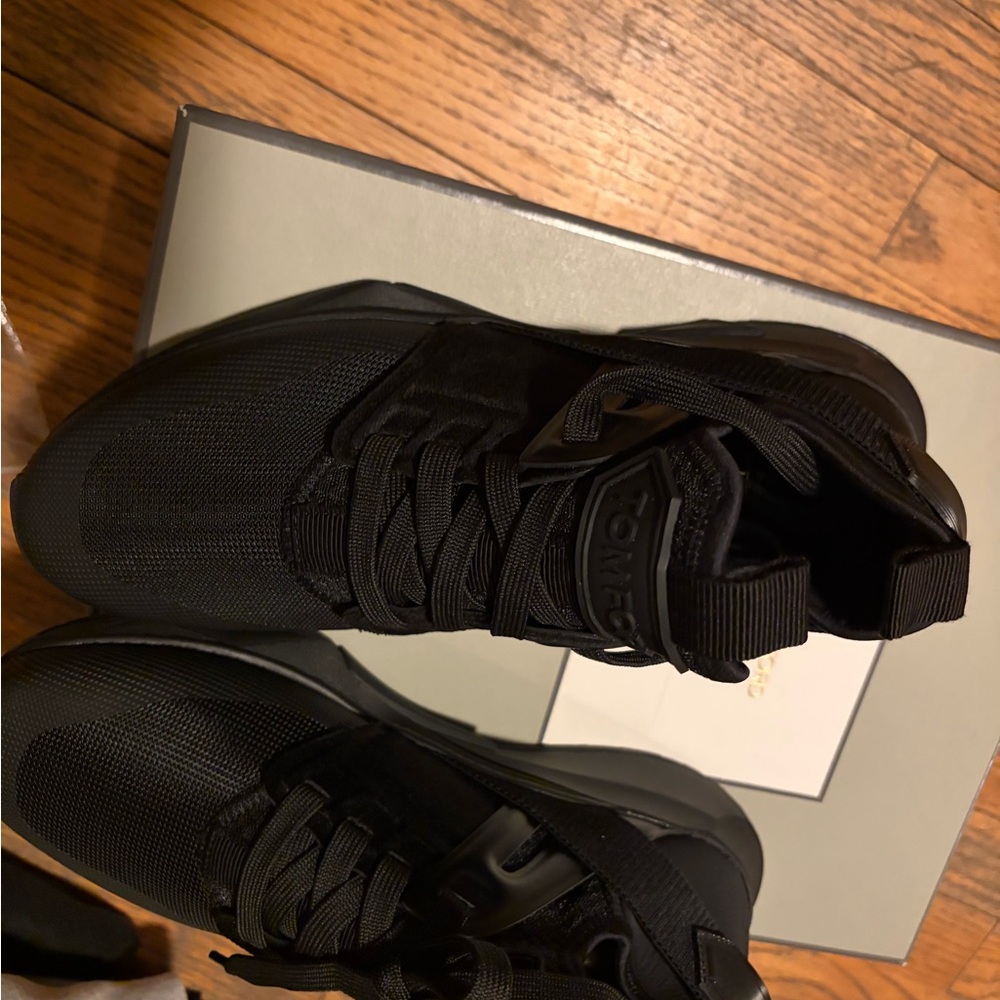 Tom Ford Black mesh Jago sneaker NIB size 9 - Picture 4 of 5